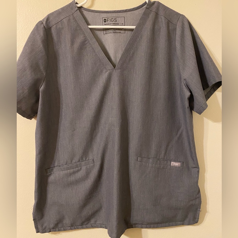Womens FIGS Casma FW1100 Gray 2-Pocket Short Sleeve Scrub Top Size Large‎